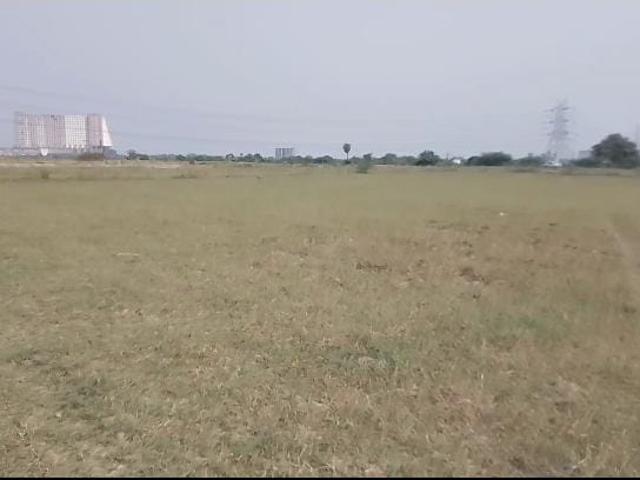 Land for sale in Greater Noida - Delhi, Arunachal Pradesh