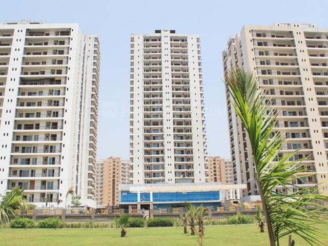 Flat for sale in Greater Noida - Delhi, Arunachal Pradesh