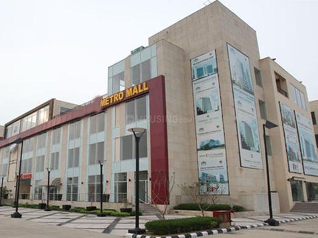 Commercial for sale in South West Delhi, Deri