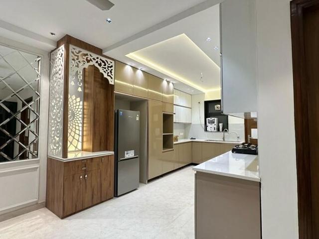 House for sale in Hariana