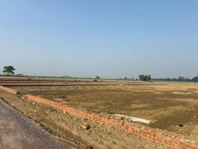 Land for sale in Poona, National Capital Territory Of Delhi