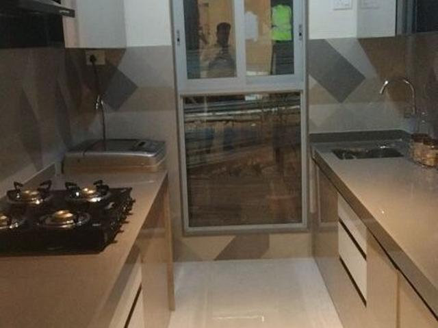 Property for rent in Deri