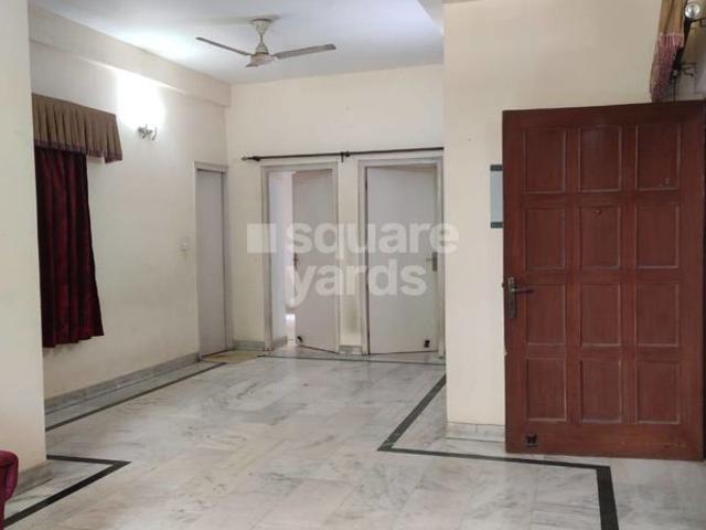 Property for rent in Deri