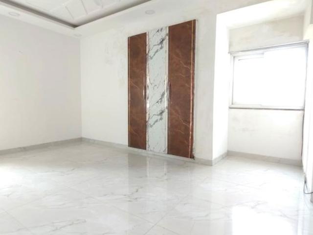 Property for rent in Deri