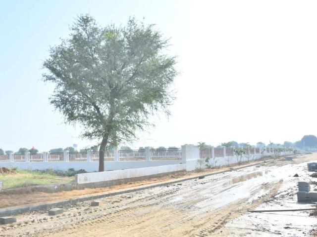 Land for sale in Hariana