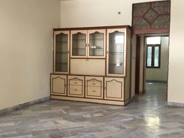 House for sale in Hariana
