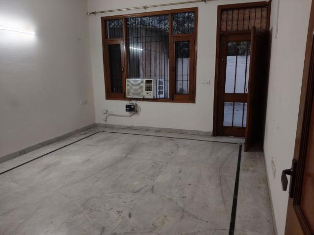 House for rent in Hariana
