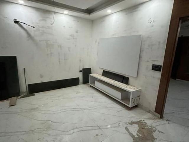 House for sale in Hariana