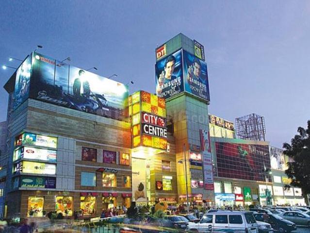 Commercial for sale in Hariana