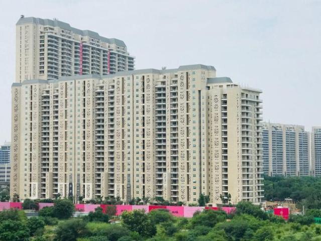 Flat for sale in Hariana