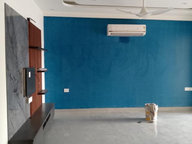 Property for rent in Hariana
