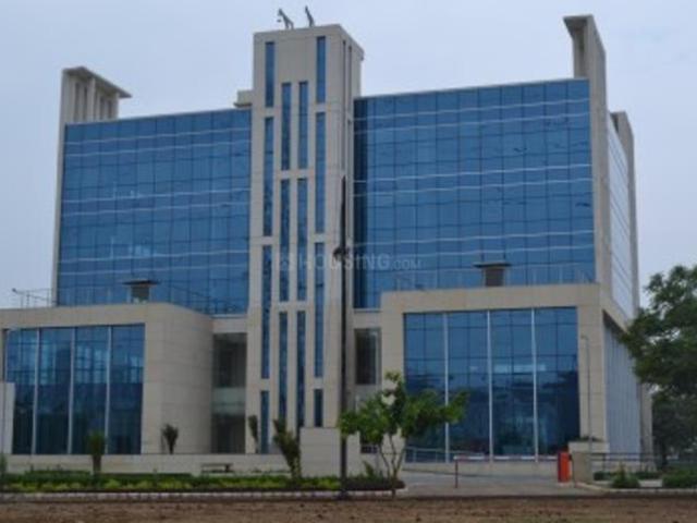 Commercial for sale in Hariana