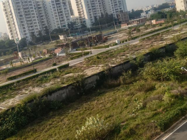 Land for sale in Hariana