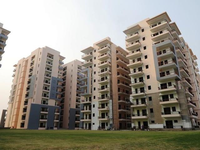 Flat for sale in Hariana