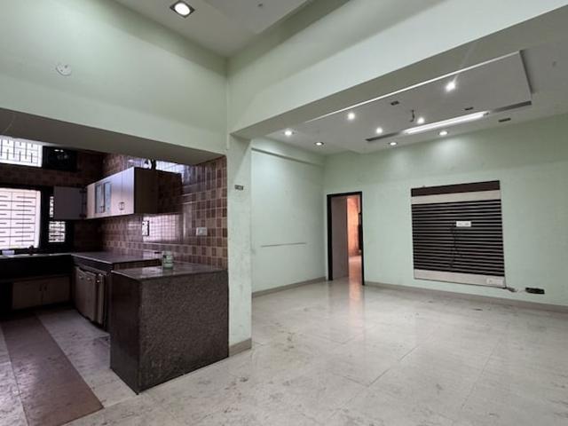 House for rent in Hariana