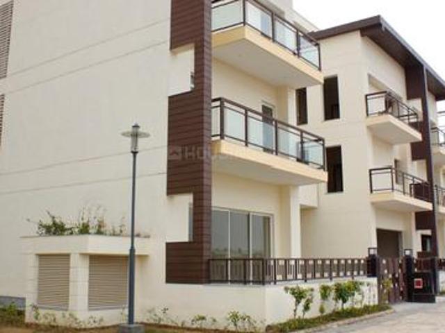 Villa for sale in Hariana