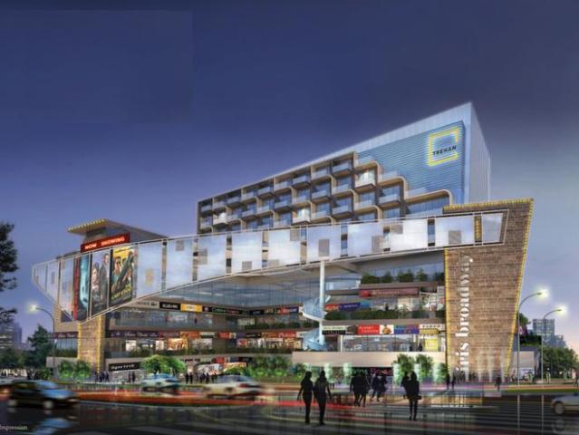 Commercial for sale in Hariana