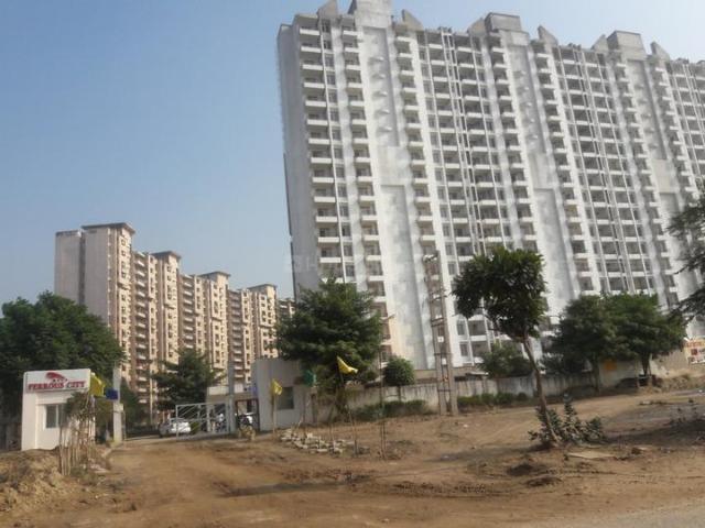 Flat for sale in Hariana