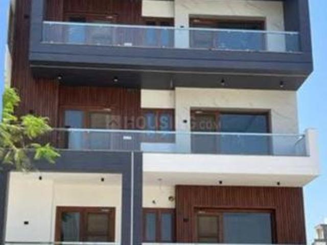 Flat for sale in Hariana