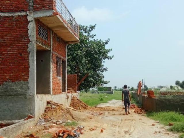 Land for sale in Hariana
