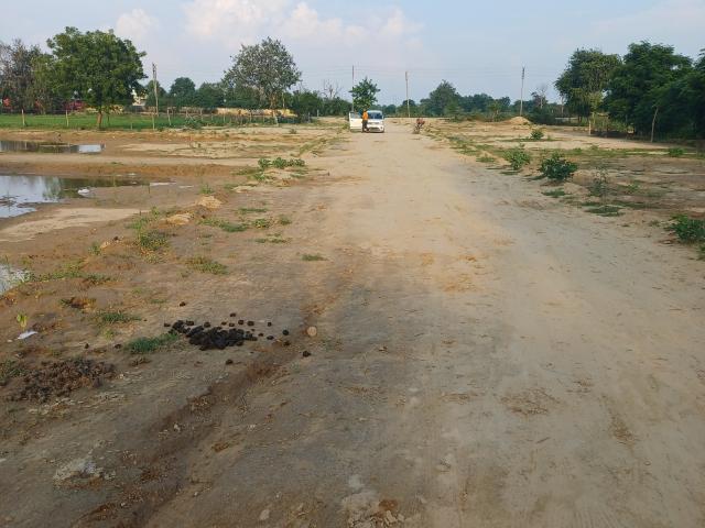 Land for sale in Hariana