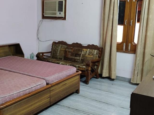 House for rent in Hariana