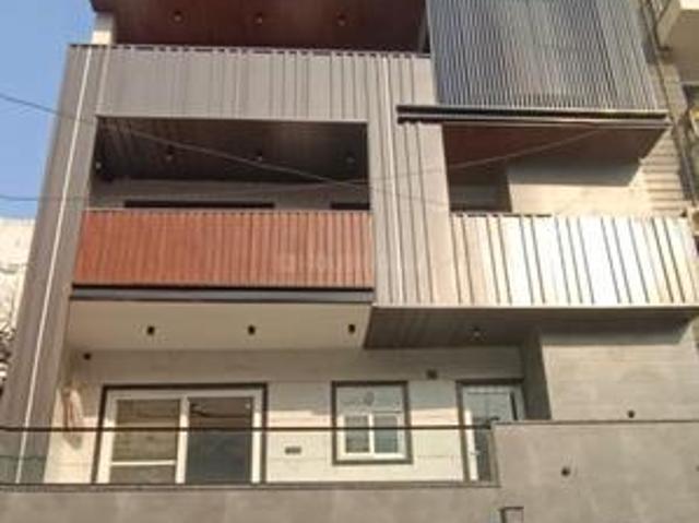 Property for sale in Deri