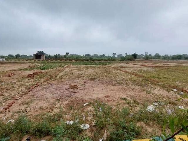 Land for sale in Hariana