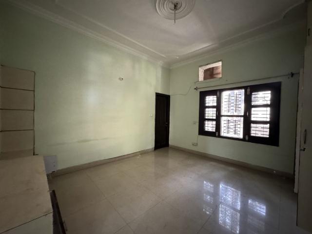 House for rent in Hariana