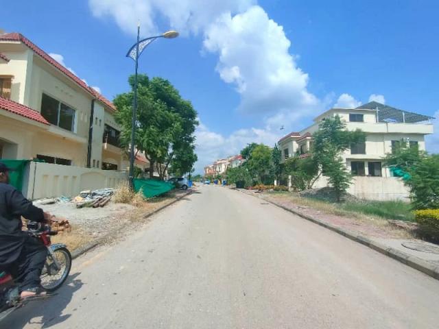 Property for rent in بحریہ انکلیو, زون ۴