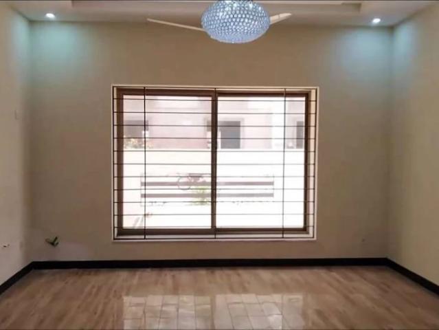 House for sale in بحریہ انکلیو, زون ۴