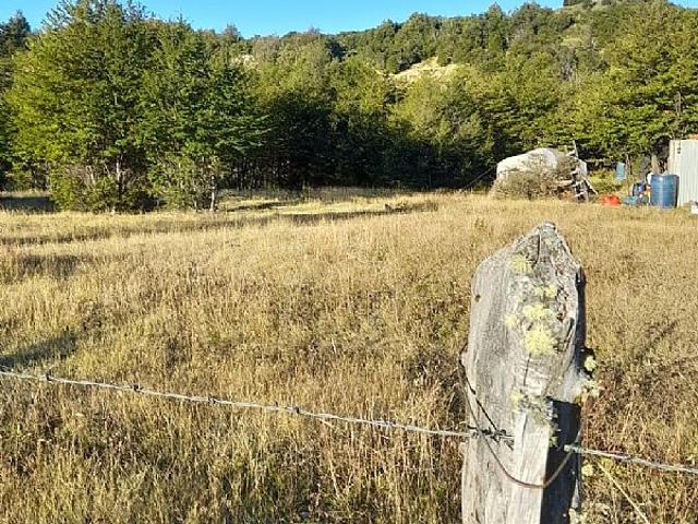 RÍO CLARO SOLAR 1HA + 2 REFUGIOS