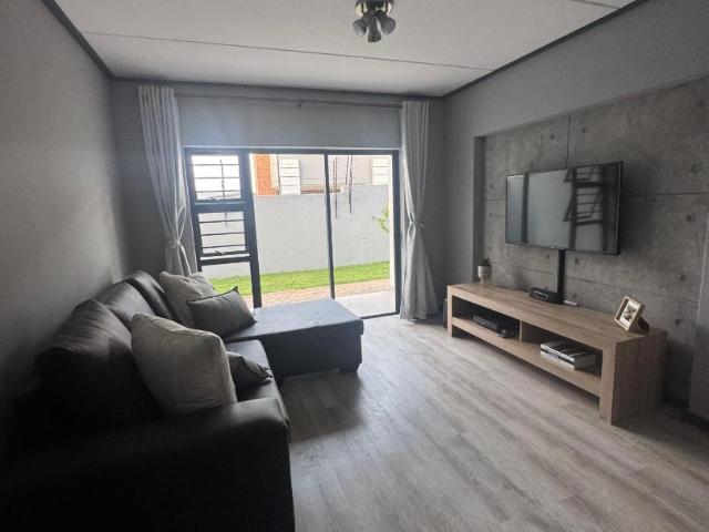 Apartment for rent in Waterkloof, Gauteng