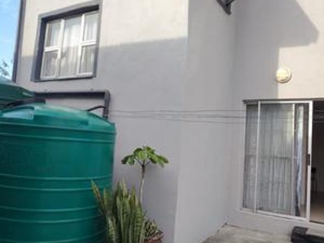 House for rent in Chatsworth, Kwazulu-natal