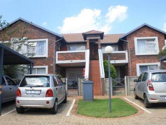Townhouse for sale in Ekurhuleni, Gauteng