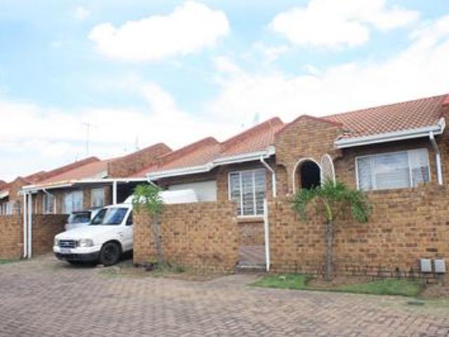 Townhouse for sale in Ekurhuleni, Gauteng