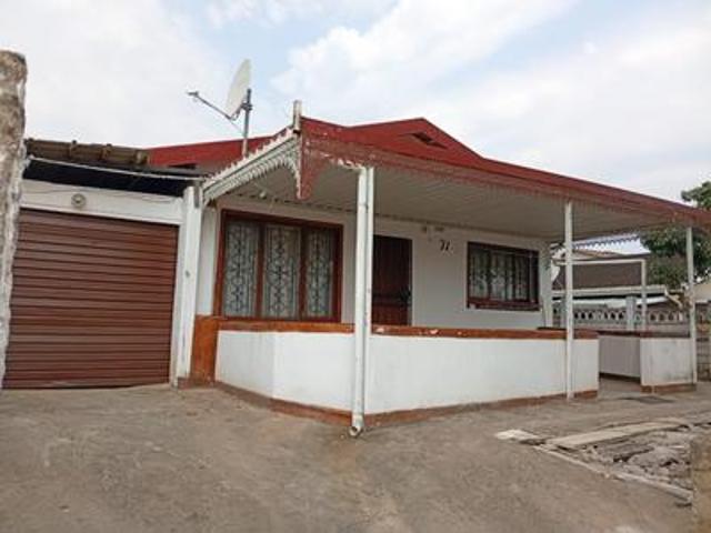 Townhouse for sale in Phoenix, Kwazulu-natal