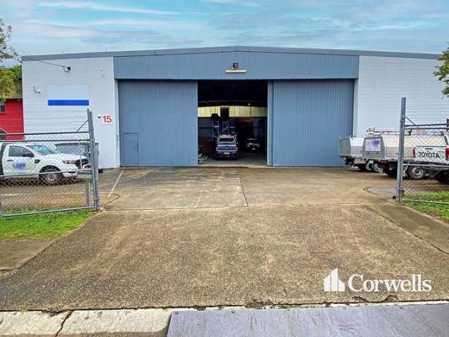 Warehouse for rent in Toombul, Queensland