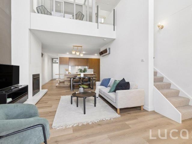 Townhouse for sale in Camerons Creek, Victoria