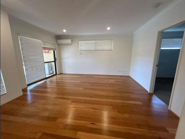 Apartment for rent in Cloverdale, Western Australia