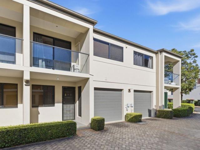 Townhouse for sale in Toombul, Queensland