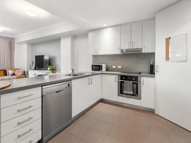 Apartment for sale in Applecross, Western Australia