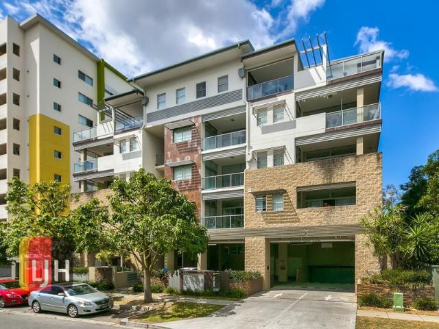 Apartment for rent in Toombul, Queensland