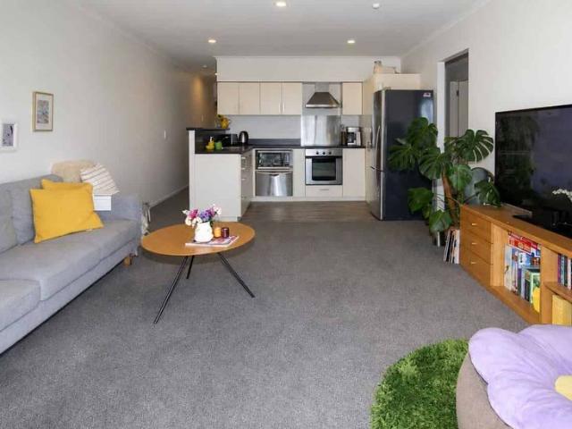 Apartment for rent in Heathcote, Canterbury