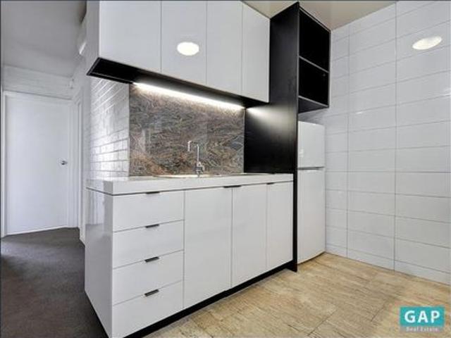 Apartment for rent in Jolimont, Western Australia