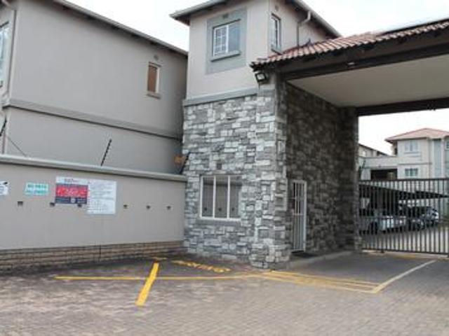 Townhouse for sale in Edenvale, Gauteng