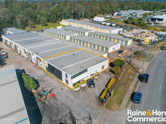 Warehouse for rent in Toombul, Queensland