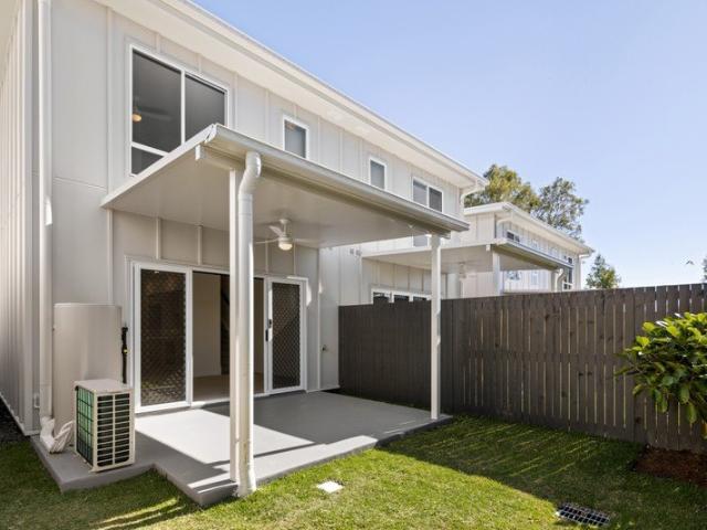 Townhouse for rent in Bundamba, Greater Brisbane