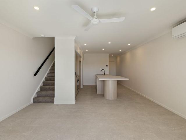 Townhouse for rent in Toombul, Queensland