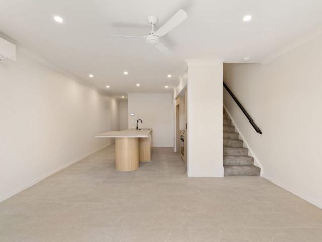 Townhouse for rent in Bundamba, Greater Brisbane